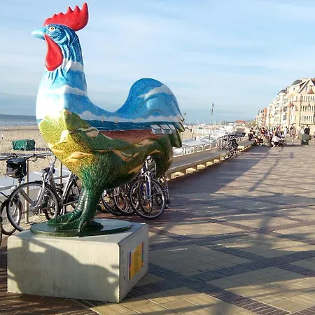 With Sea View And Panoramic View In Appartamento Bredene